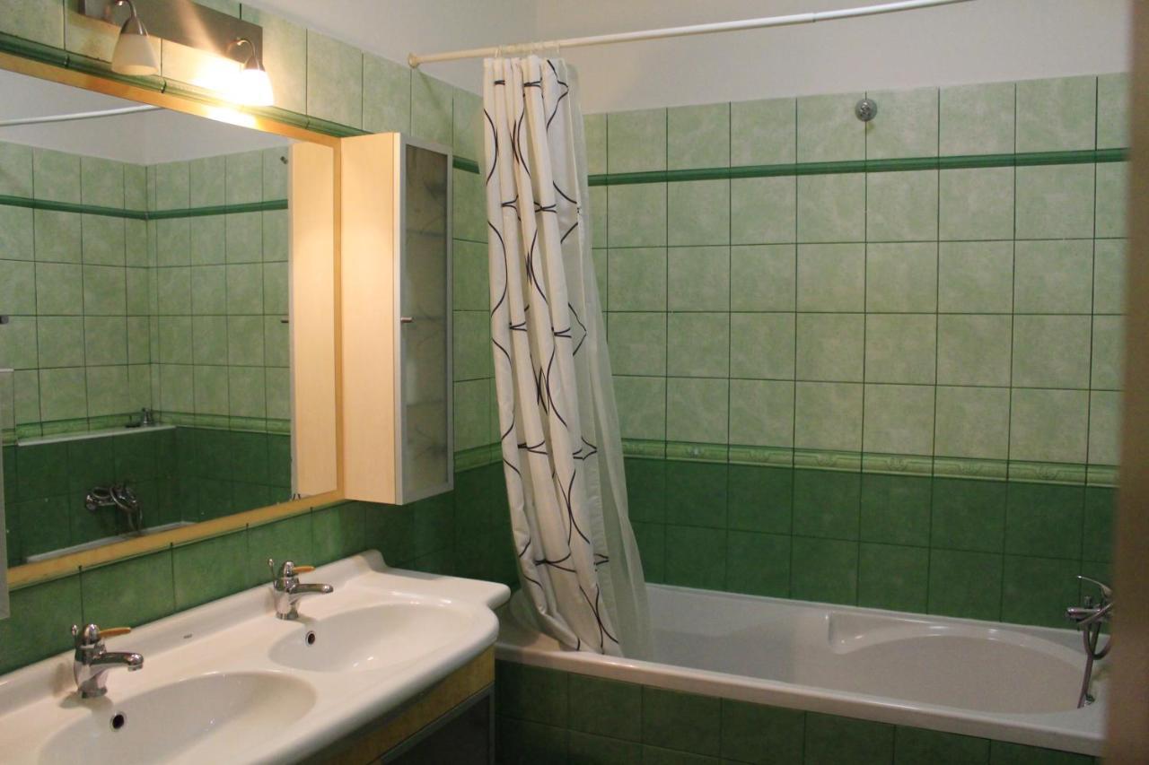 Beautiful Apartments In The City Center Prague Luaran gambar