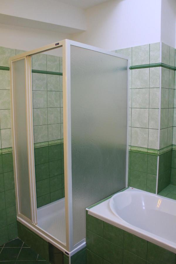 Beautiful Apartments In The City Center Prague Luaran gambar