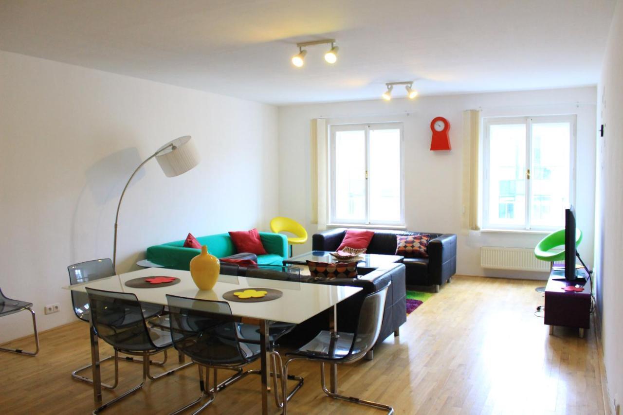 Beautiful Apartments In The City Center Prague Luaran gambar