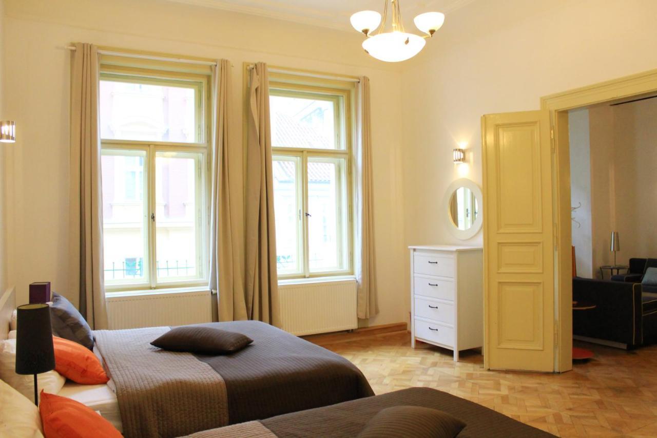 Beautiful Apartments In The City Center Prague Luaran gambar