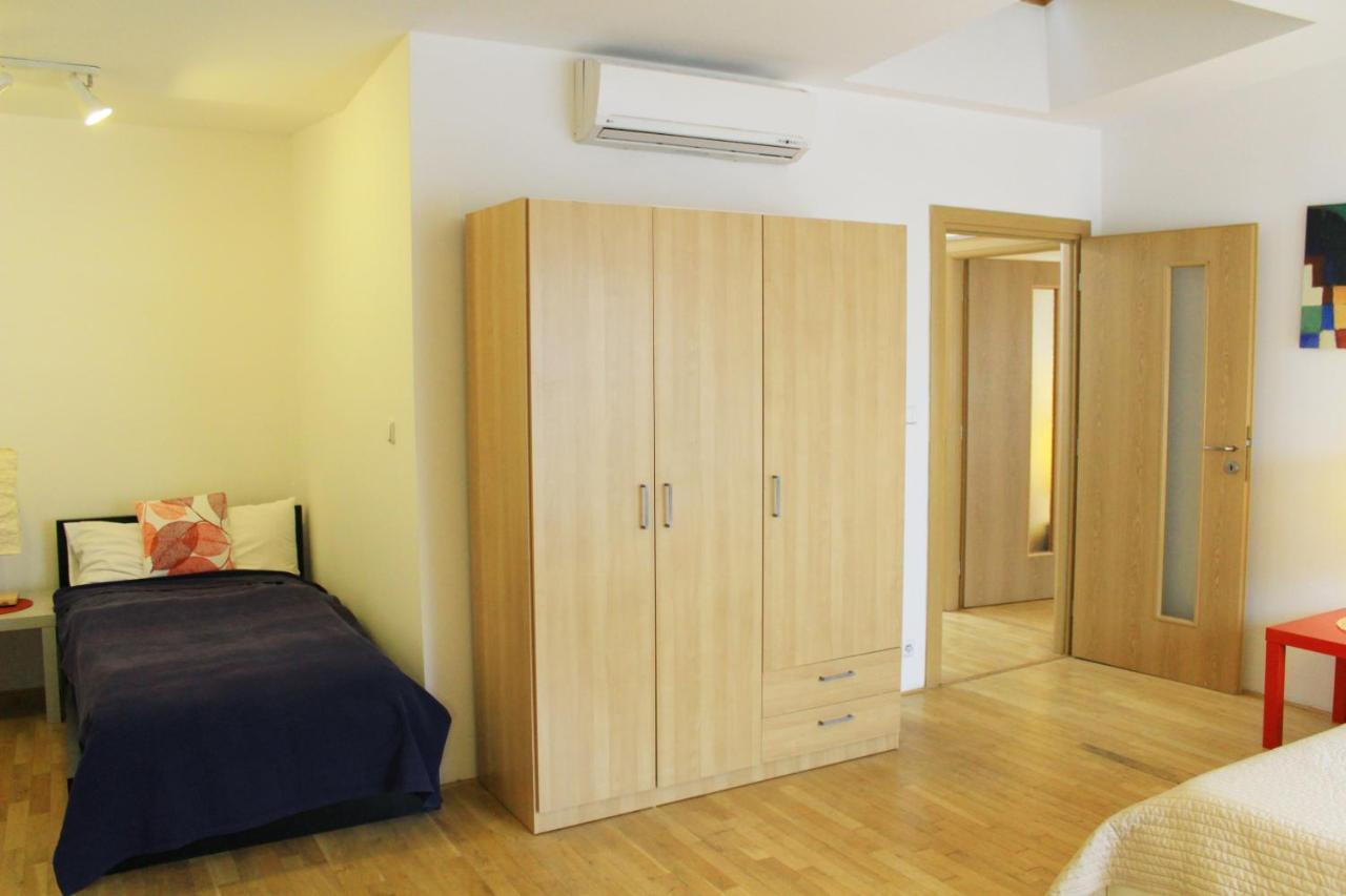 Beautiful Apartments In The City Center Prague Luaran gambar