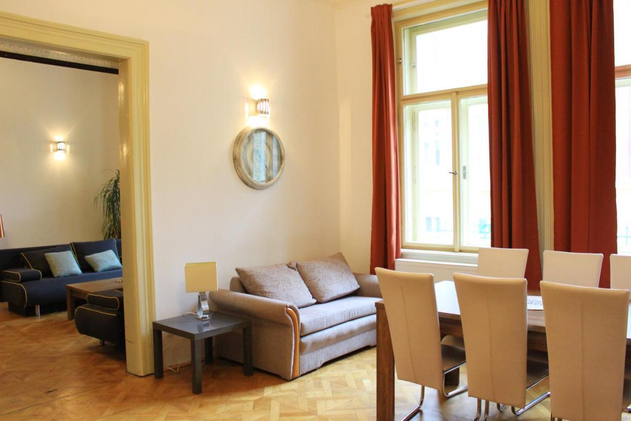 Beautiful Apartments In The City Center Prague Luaran gambar