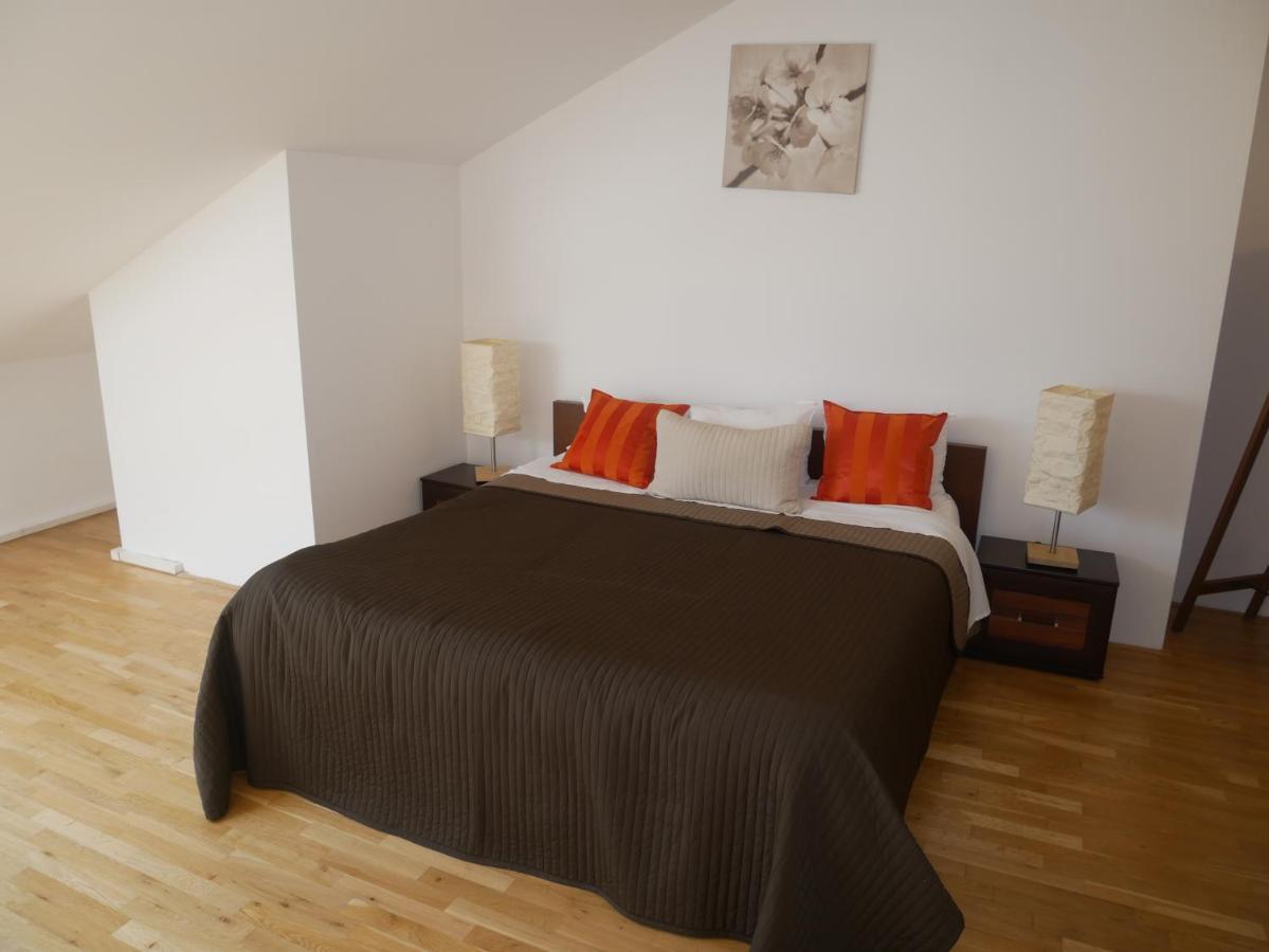 Beautiful Apartments In The City Center Prague Luaran gambar