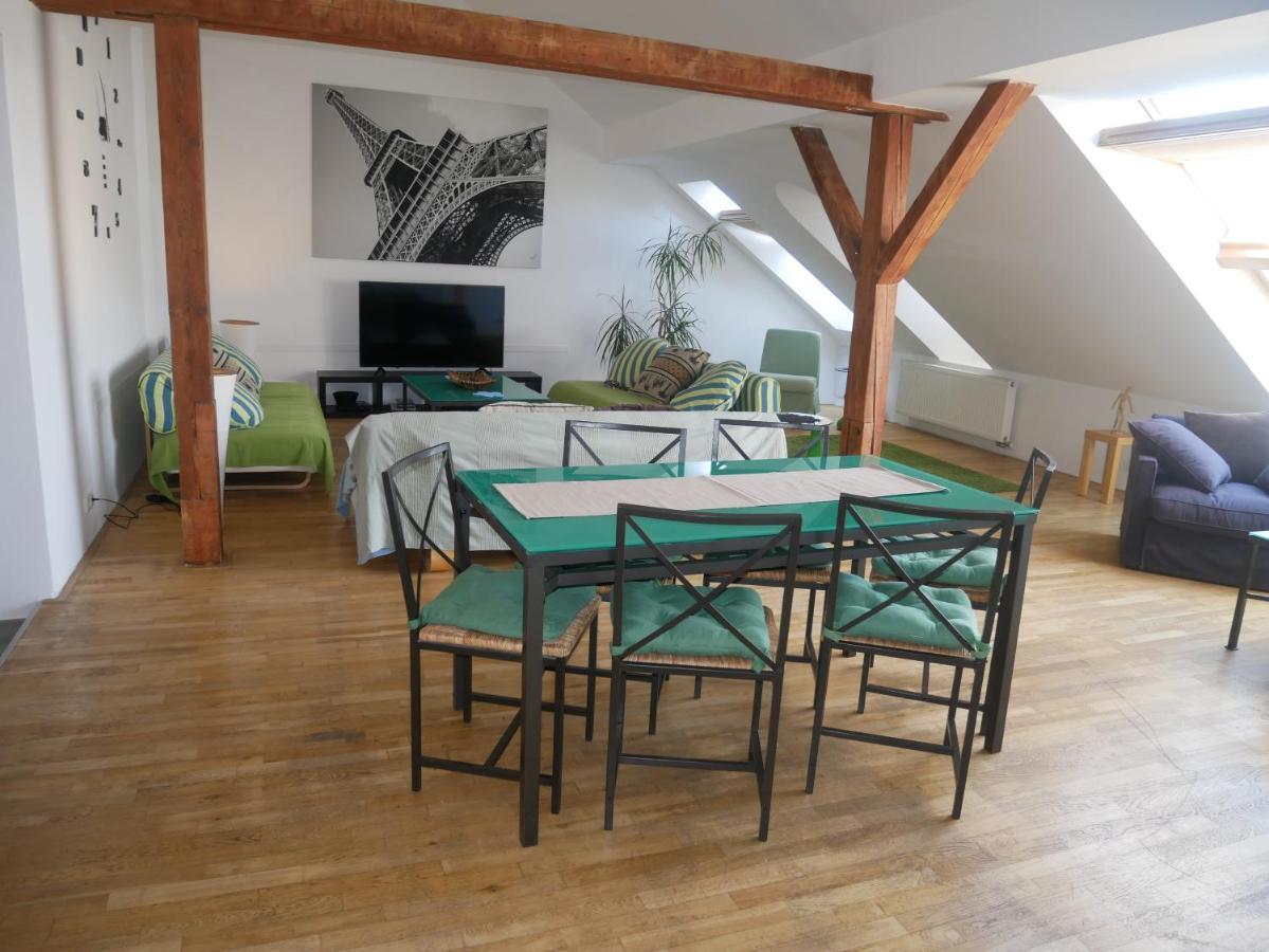 Beautiful Apartments In The City Center Prague Luaran gambar